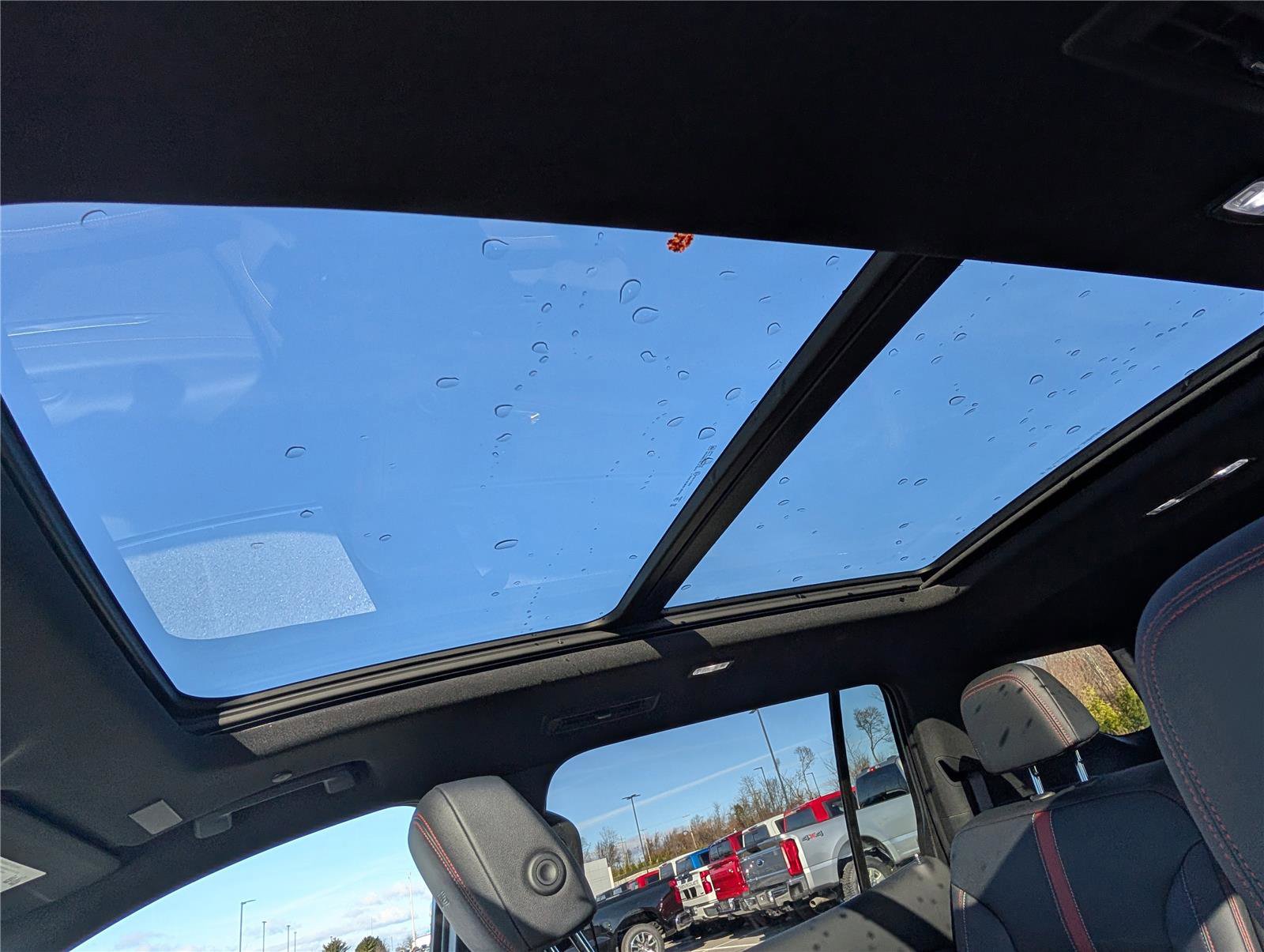 Used 2024 Chevrolet Traverse RS w/ LPO, Floor Liner Package image 21