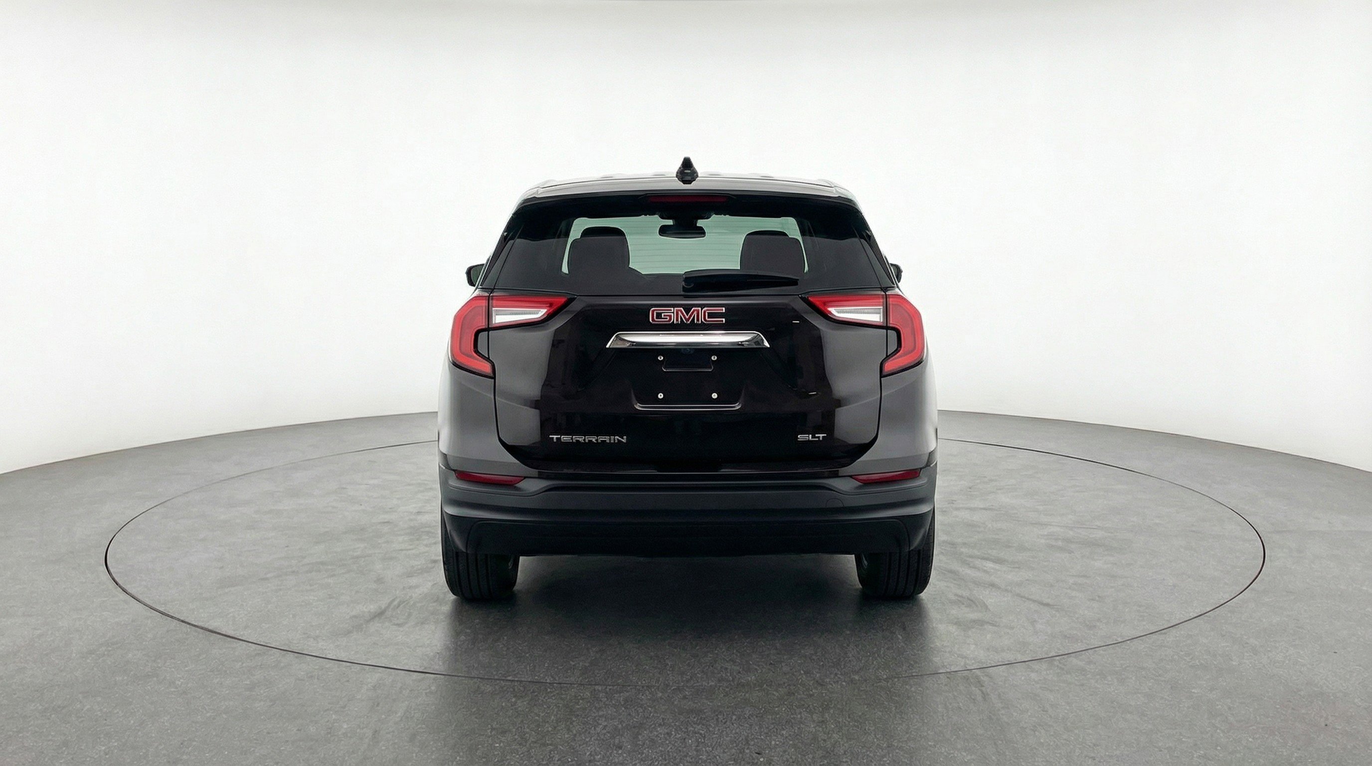 Used 2024 GMC Terrain SLE image 7