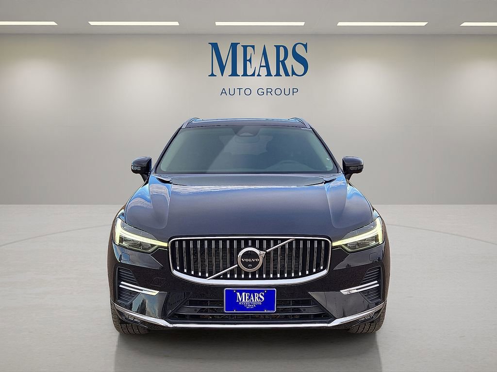 Certified 2023 Volvo XC60 B5 Plus w/ Climate Package image 9
