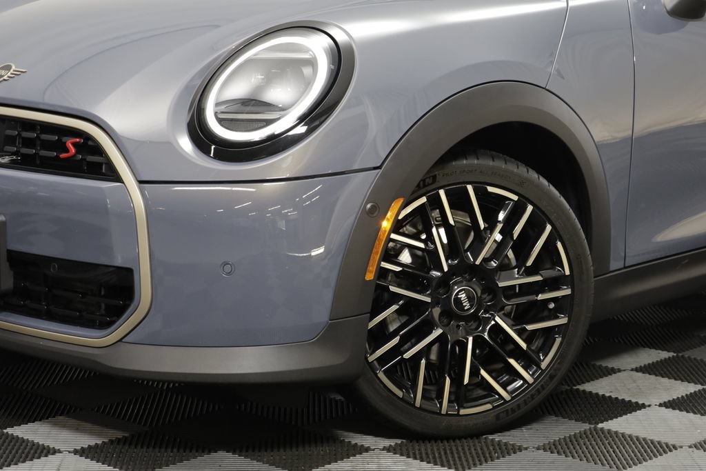 Certified 2025 MINI Cooper S FWD image 3