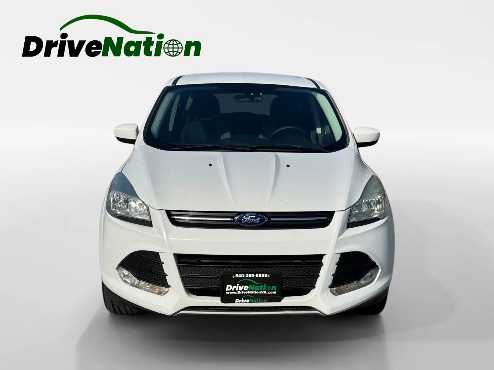 Used 2016 Ford Escape SE w/ SE Cold Weather Package AWD/4WD image 2