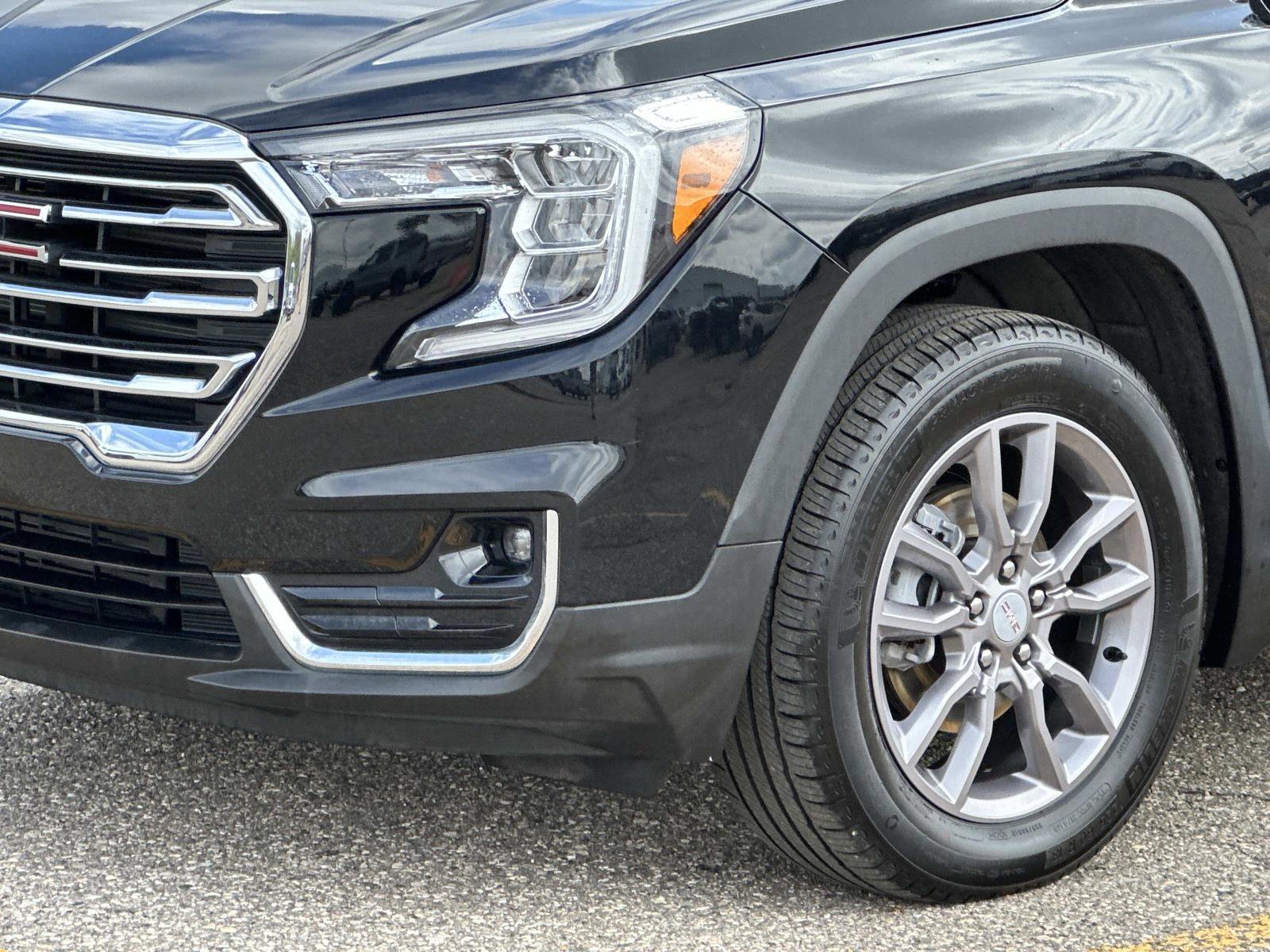Certified 2023 GMC Terrain SLT AWD/4WD image 7