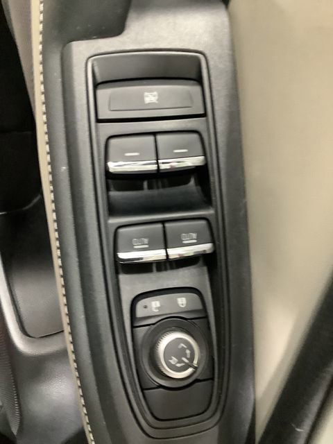 Used 2023 Subaru Forester Limited image 13