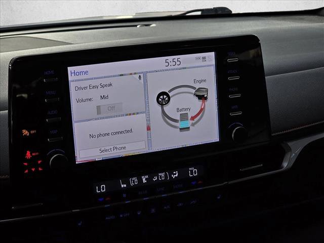 Used 2023 Toyota Sienna XSE image 23