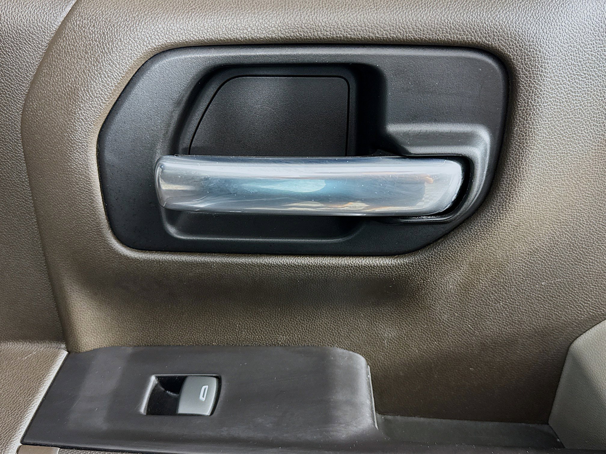 Used 2020 Chevrolet Silverado 1500 LT image 28