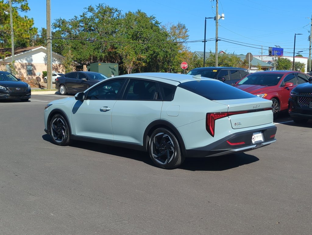 Used 2025 Kia K4 EX FWD image 5