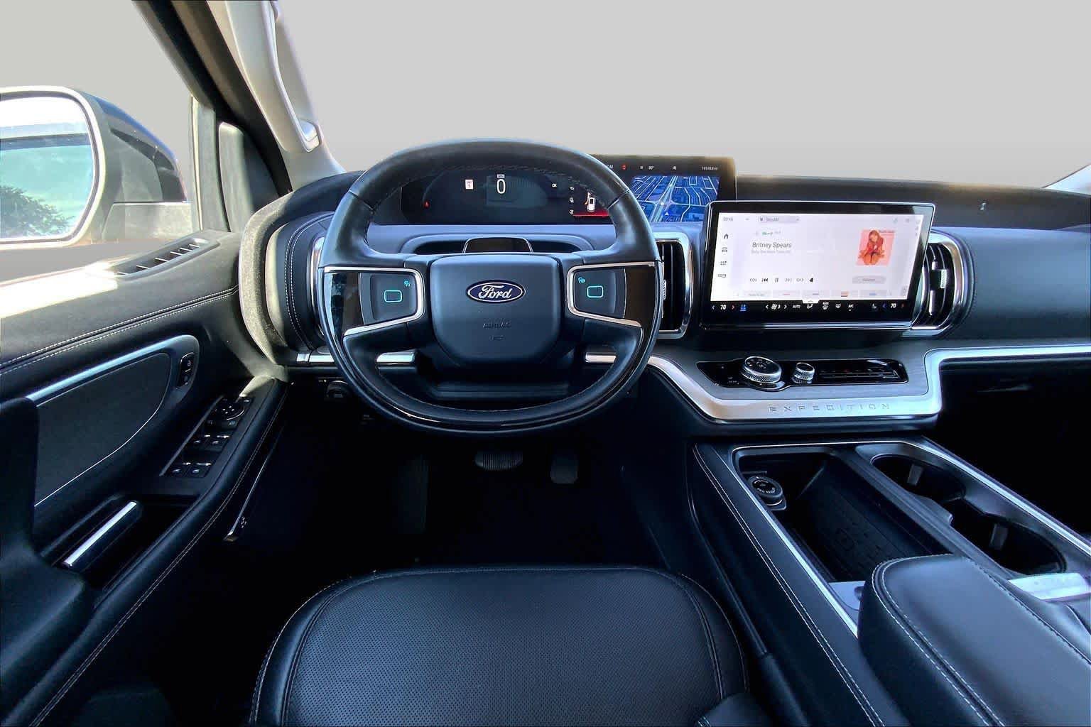 Used 2025 Ford Expedition Max Platinum AWD/4WD image 11
