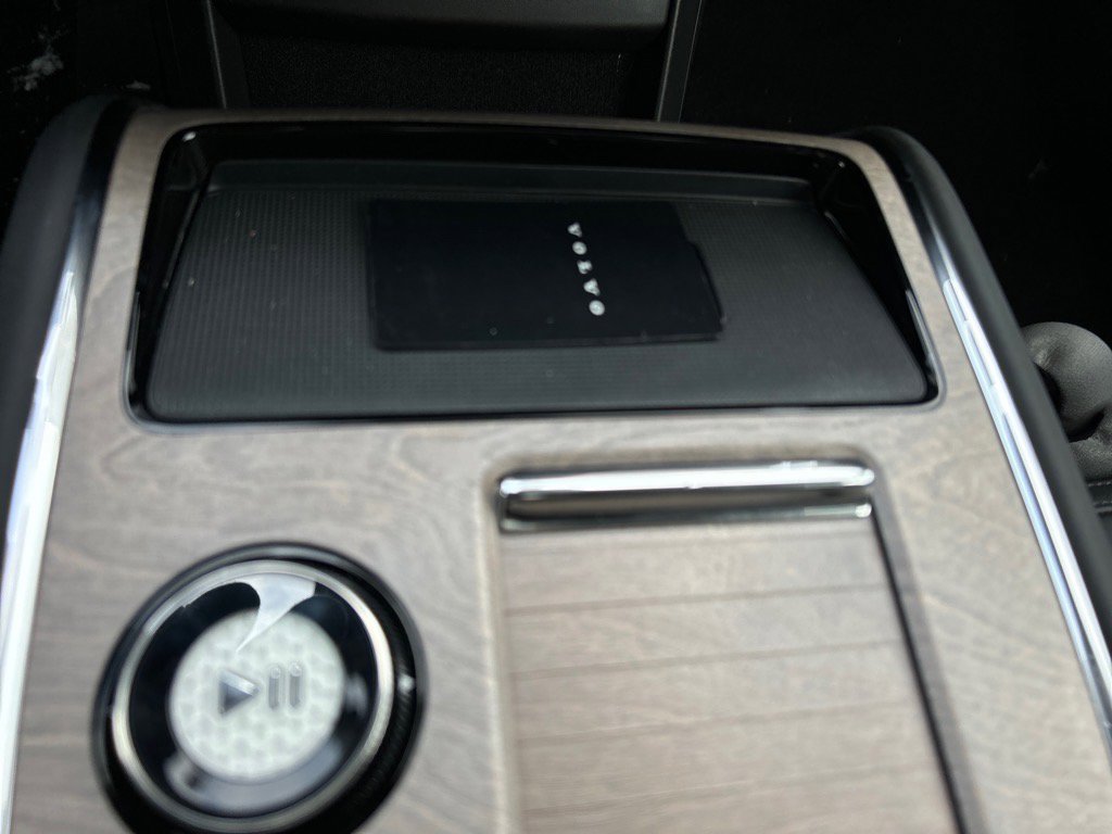 New 2025 Volvo EX90 Ultra image 9