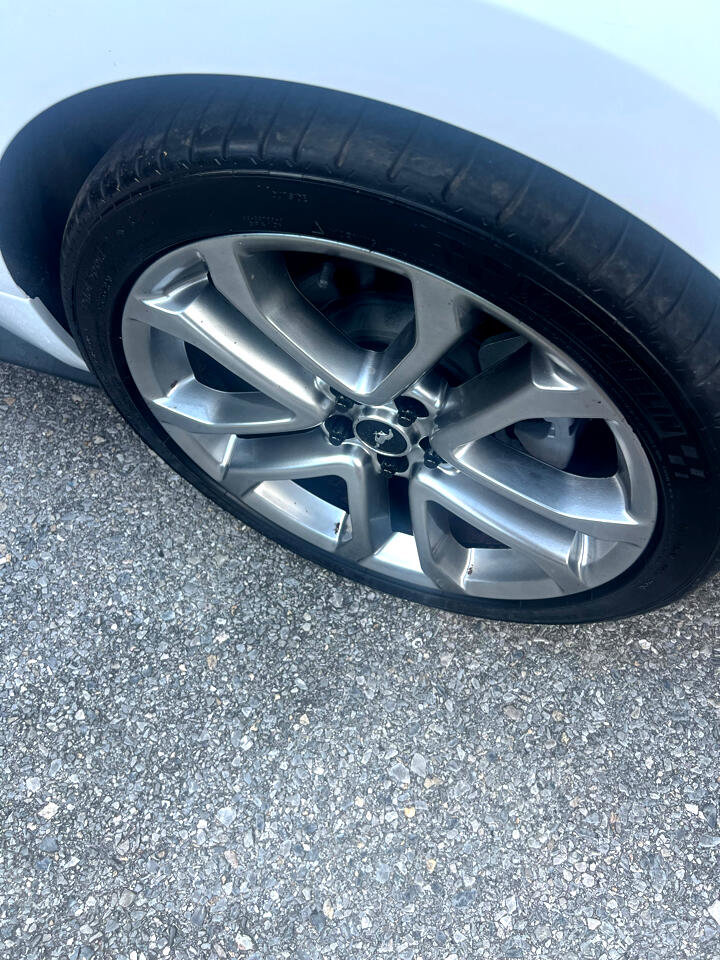 Used 2021 Ford Mustang Coupe w/ Black Accent Package image 21