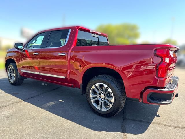 Used 2025 Chevrolet Silverado 1500 High Country AWD/4WD image 3