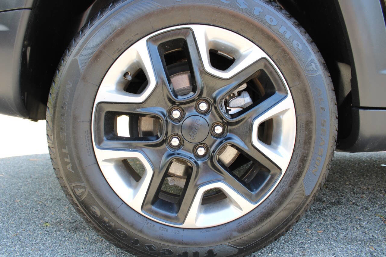 Used 2017 Jeep Compass Trailhawk w/ Navigation Group image 22