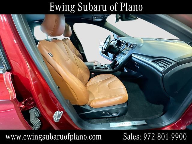Used 2019 Ford Fusion Titanium AWD/4WD image 30