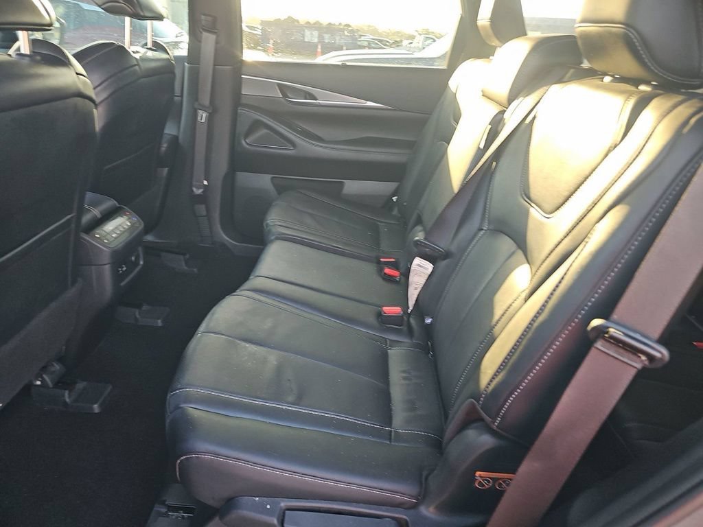 Certified 2023 INFINITI QX60 Luxe w/ Cargo Package FWD image 25