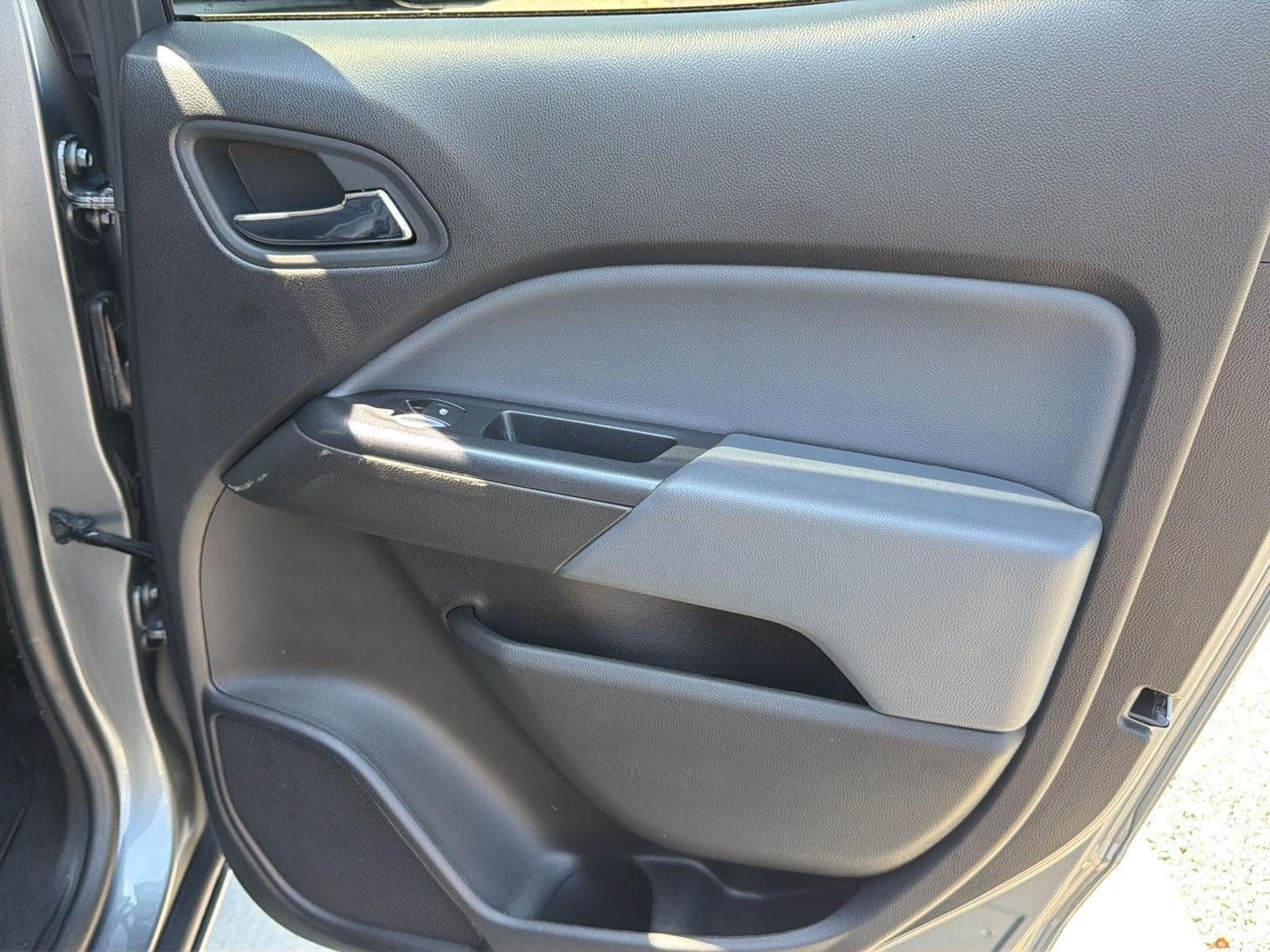 Used 2021 Chevrolet Colorado Z71 AWD/4WD image 29