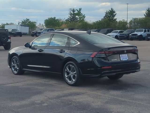 Used 2023 Honda Accord EX image 5