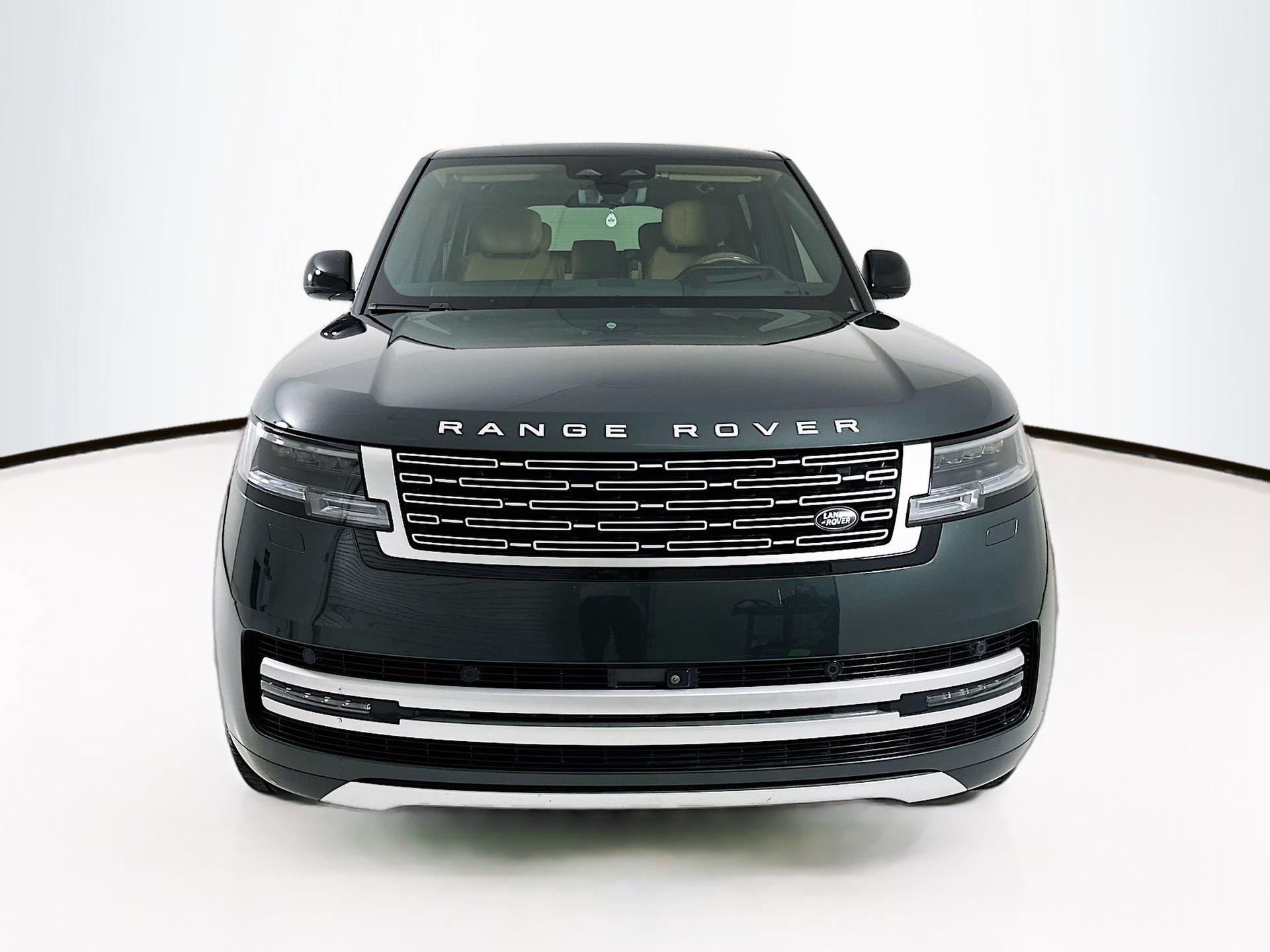 Used 2024 Land Rover Range Rover Long Wheelbase Autobiography AWD/4WD image 2