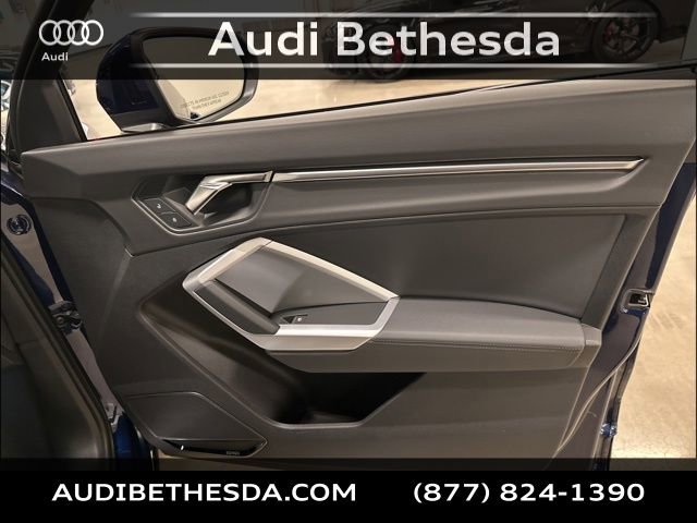 New 2025 Audi Q3 2.0T Premium image 25