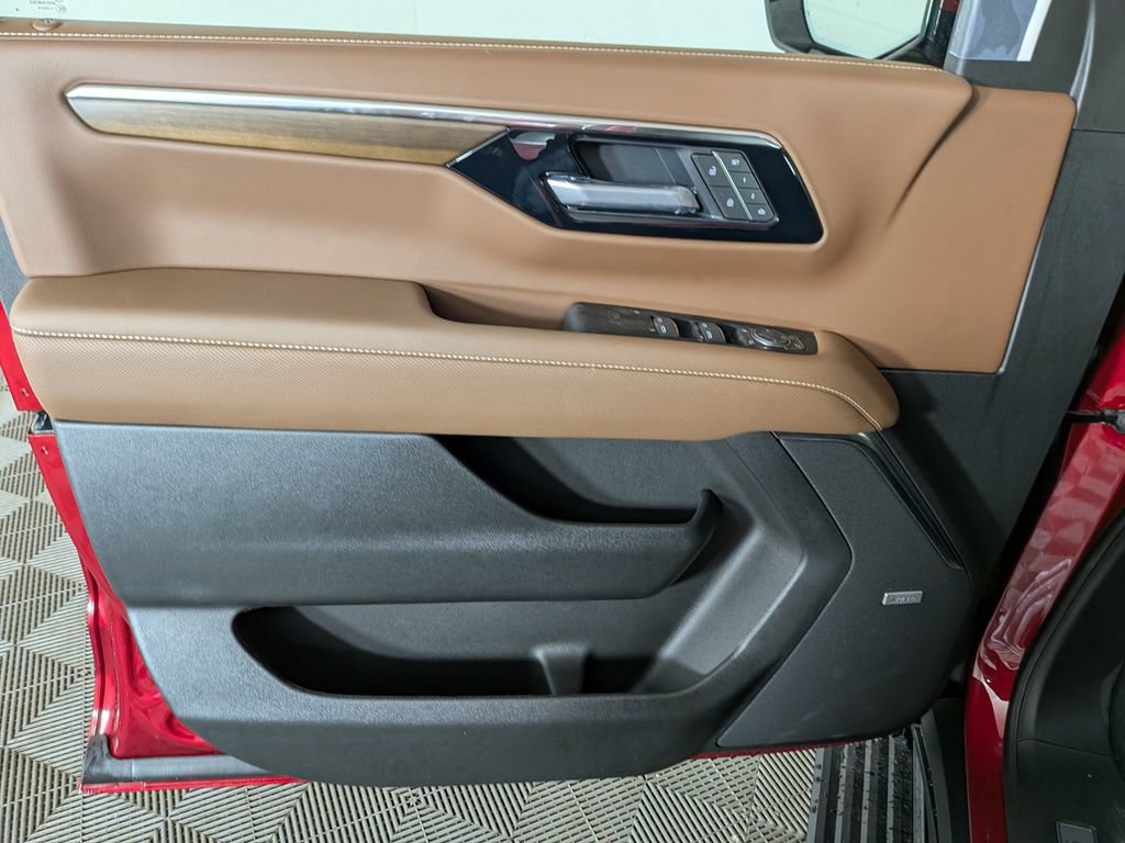 New 2026 Chevrolet Tahoe High Country AWD/4WD image 16