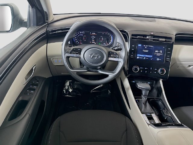 Used 2023 Hyundai Tucson SEL AWD/4WD image 16