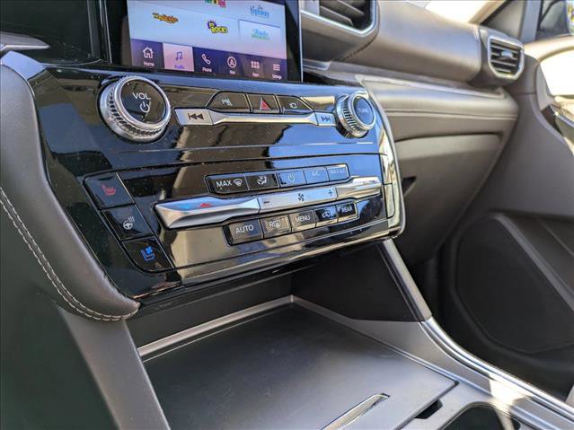 Used 2021 Ford Explorer Platinum w/ Equipment Group 601A image 11