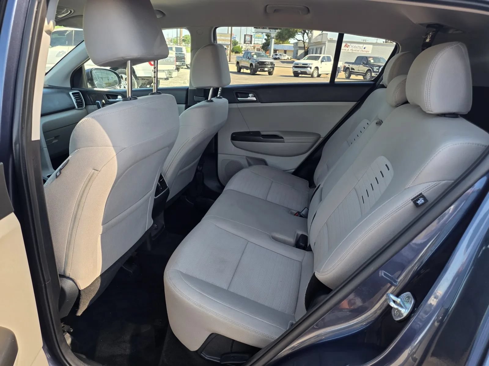Used 2022 Kia Sportage LX w/ LX FWD Value Edition Package image 13