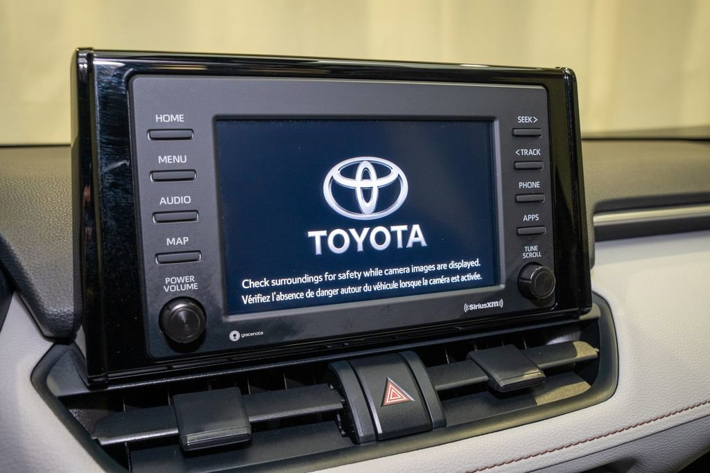 Used 2022 Toyota RAV4 XLE image 13
