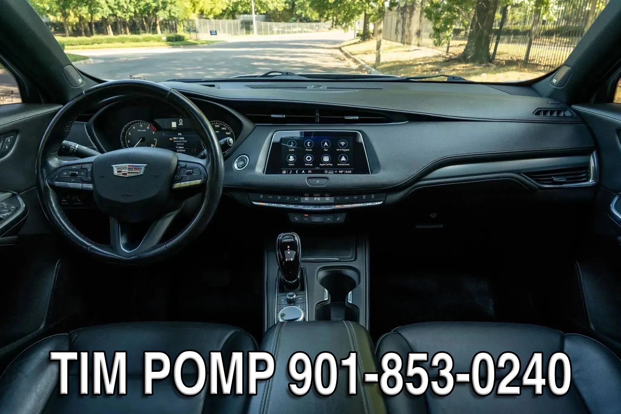 Used 2023 Cadillac XT4 Premium Luxury w/ Cold Weather Package FWD image 35