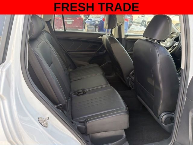 Used 2022 Volkswagen Tiguan SE image 8