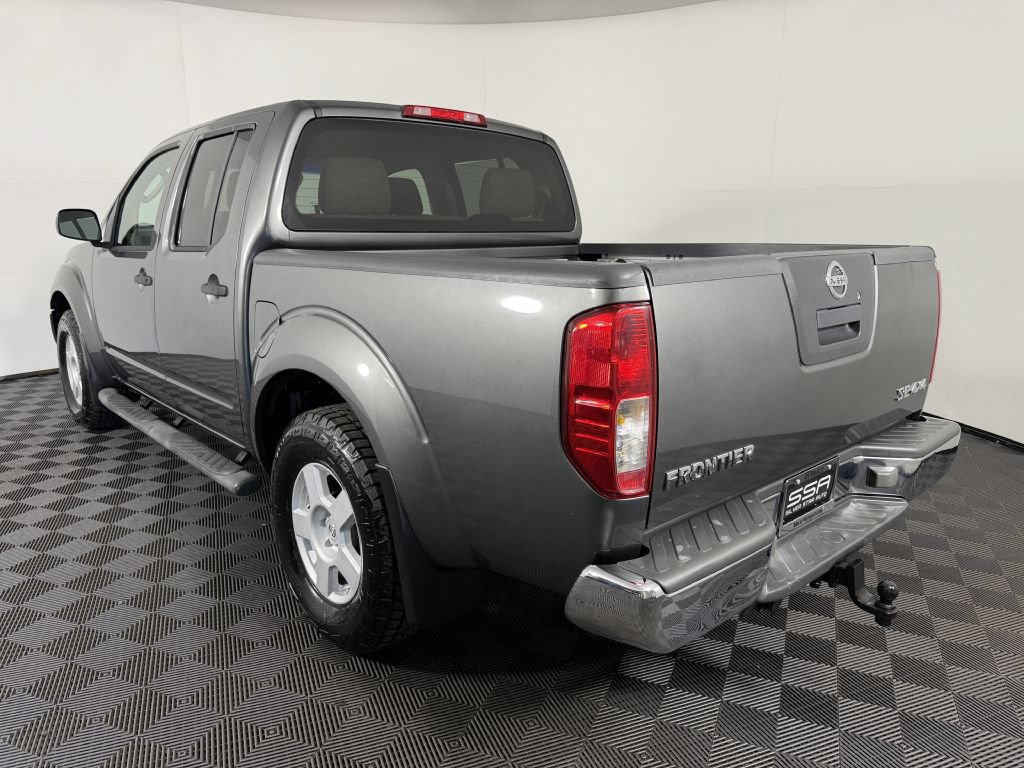 Used 2005 Nissan Frontier SE AWD/4WD image 7