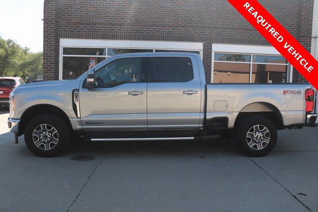 Used 2023 Ford F250 Lariat w/ FX4 Off-Road Package image 2
