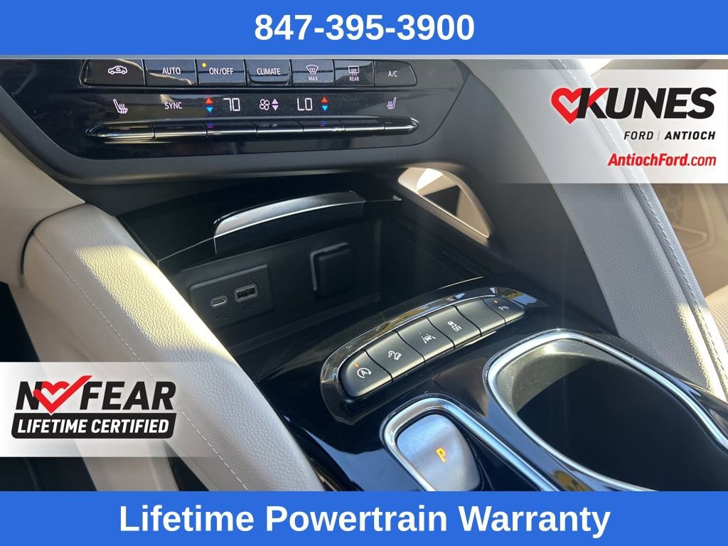 Used 2022 Buick Envision Essence w/ Safety Package image 27