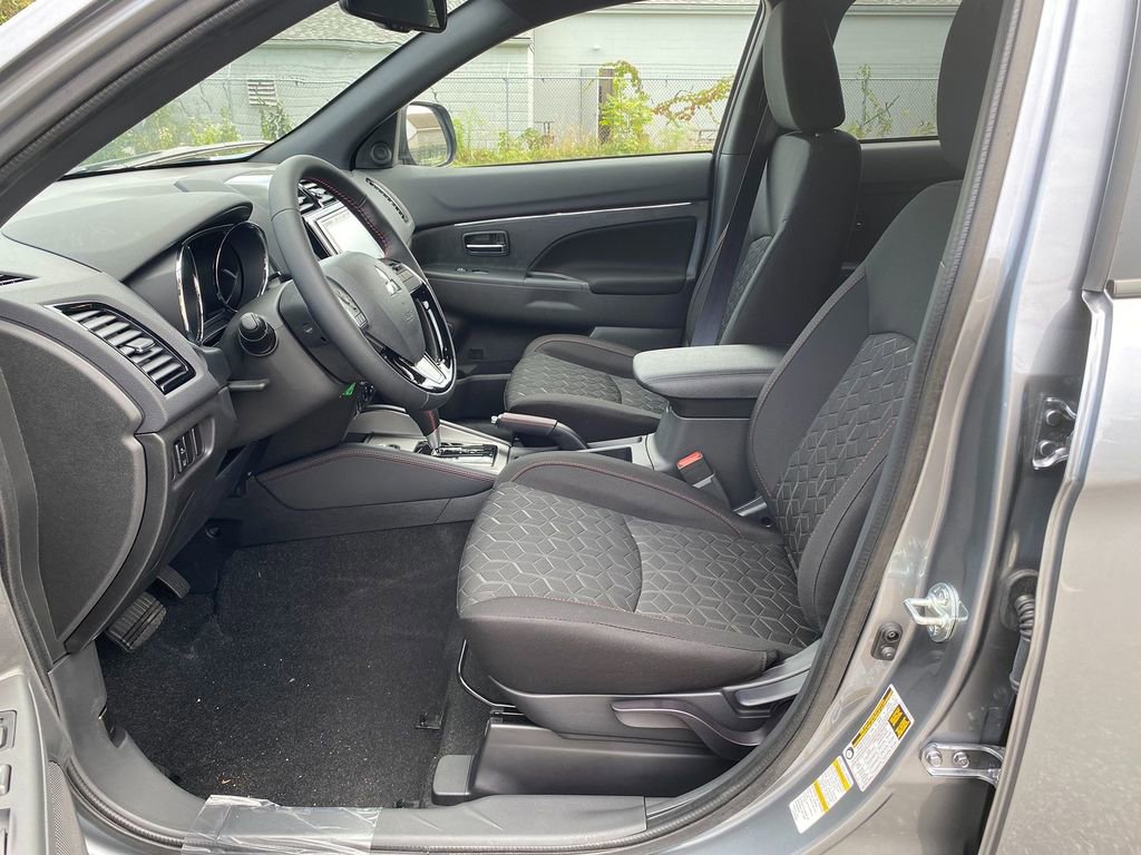 New 2025 Mitsubishi Outlander Sport AWD image 12