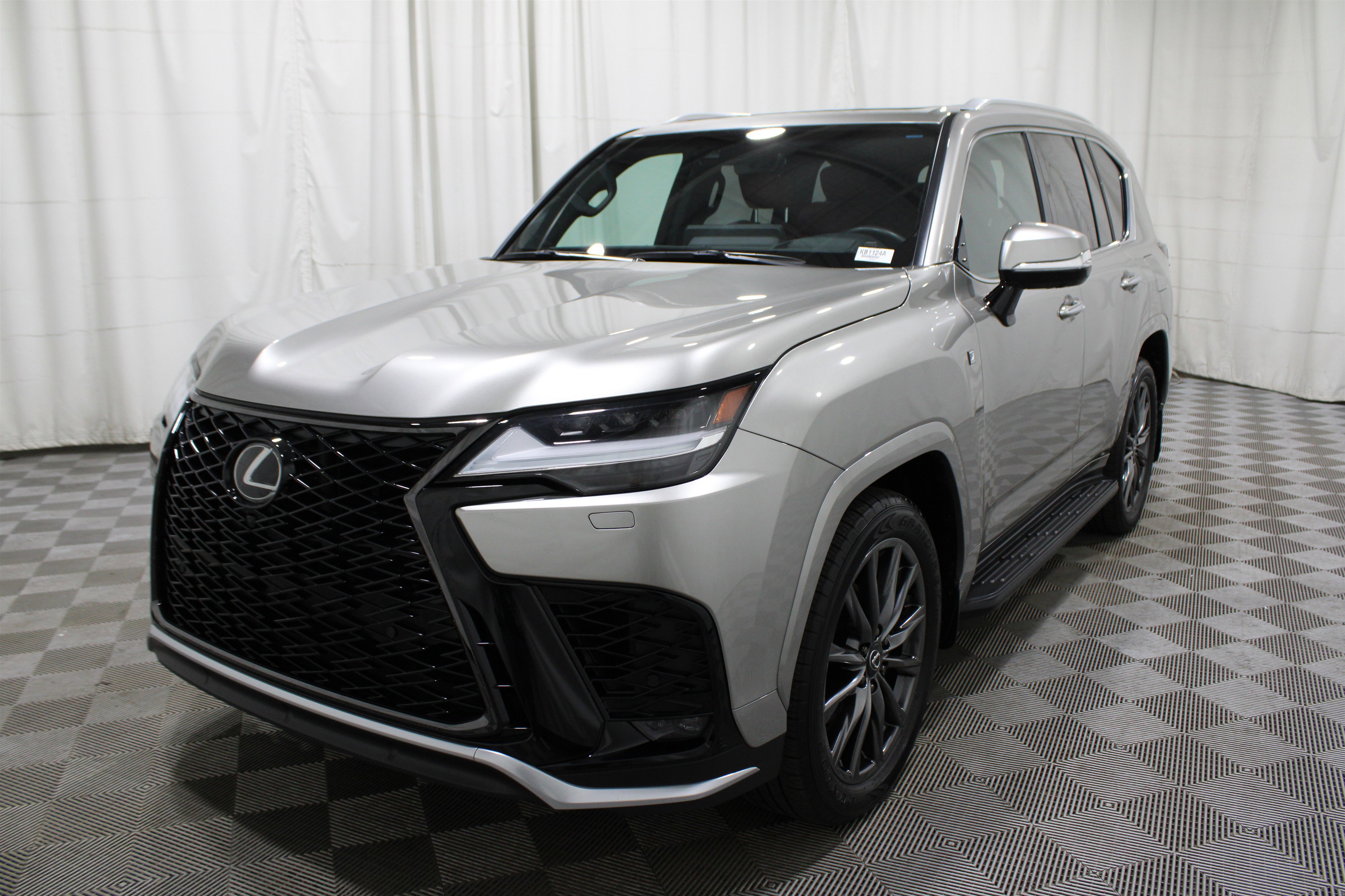 Used 2024 Lexus LX 600 F Sport image 39