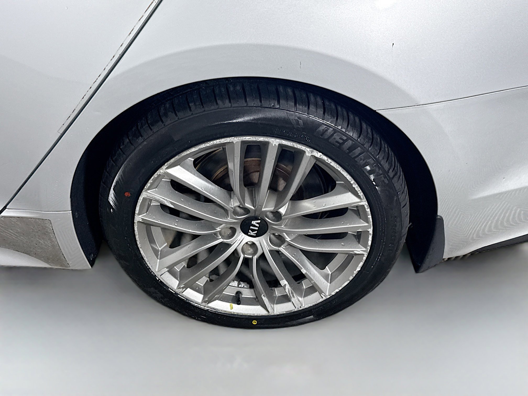 Used 2018 Kia Stinger image 37