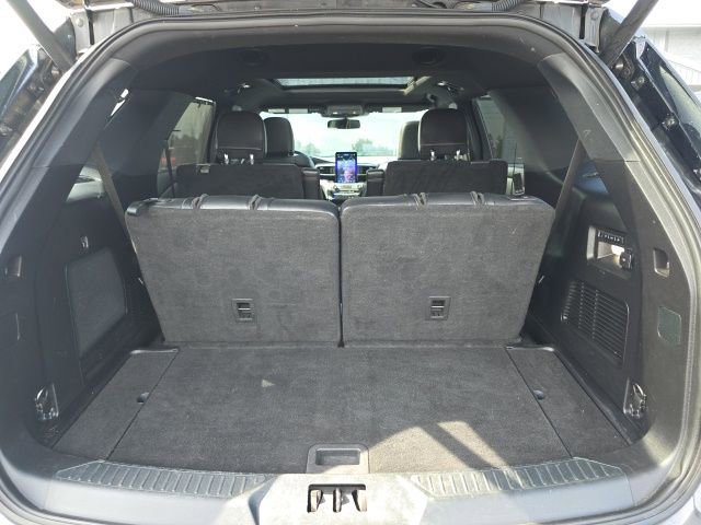 Used 2020 Ford Explorer ST w/ Premium Technology Package image 26