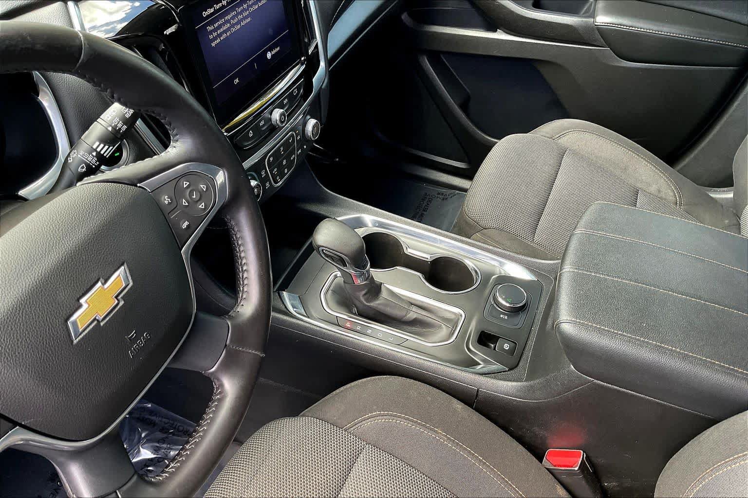Used 2021 Chevrolet Traverse LT FWD image 17