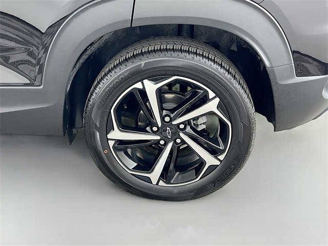 Used 2022 Chevrolet TrailBlazer RS w/ Technology Package image 35