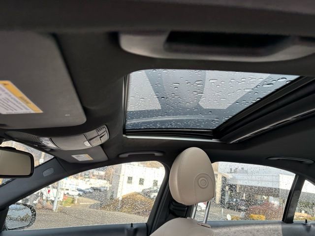 Used 2018 Mercedes-Benz C 300 4MATIC Sedan image 12