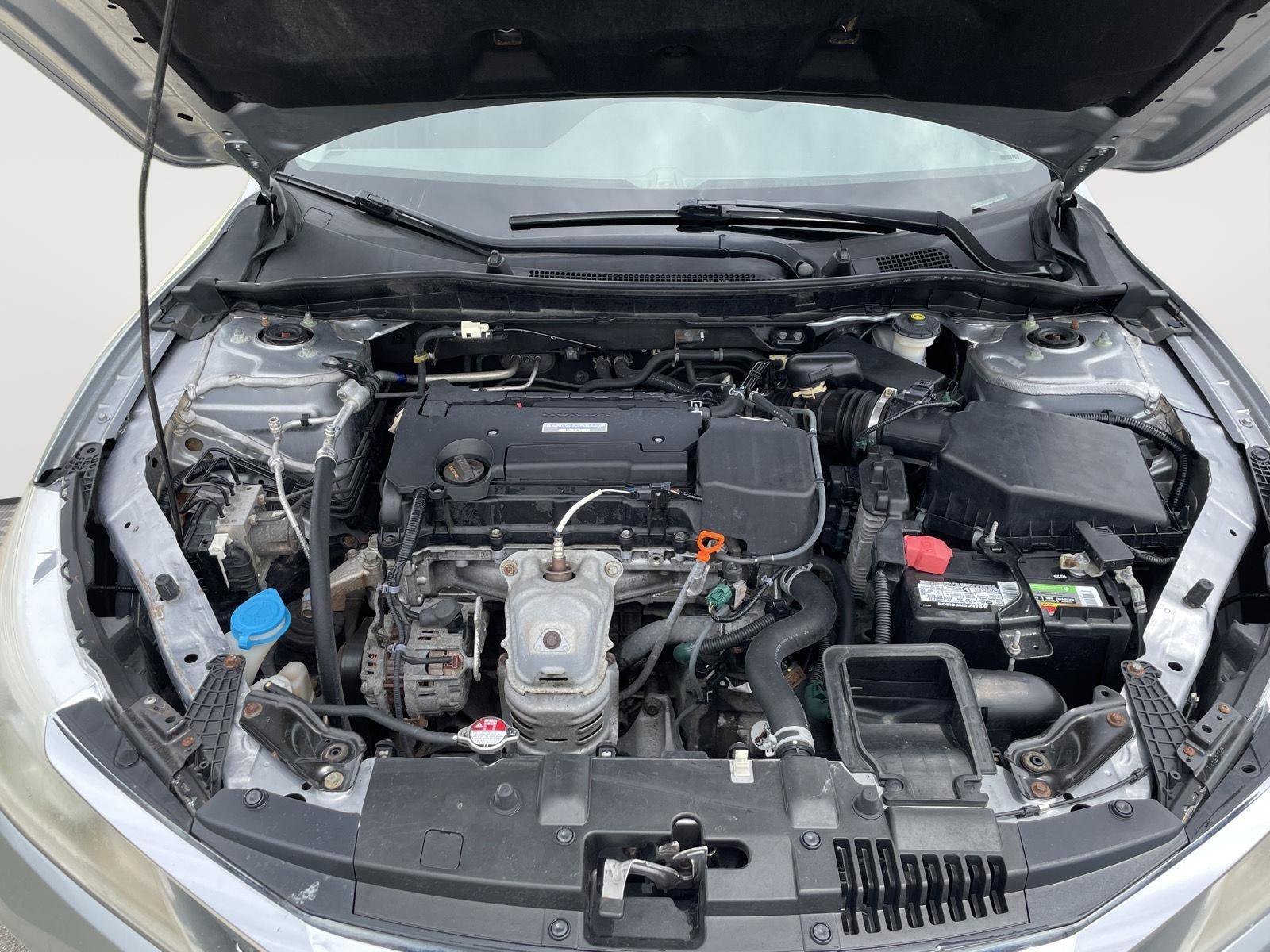 Used 2017 Honda Accord LX image 8
