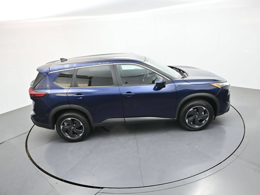 Used 2024 Nissan Rogue SV FWD image 30