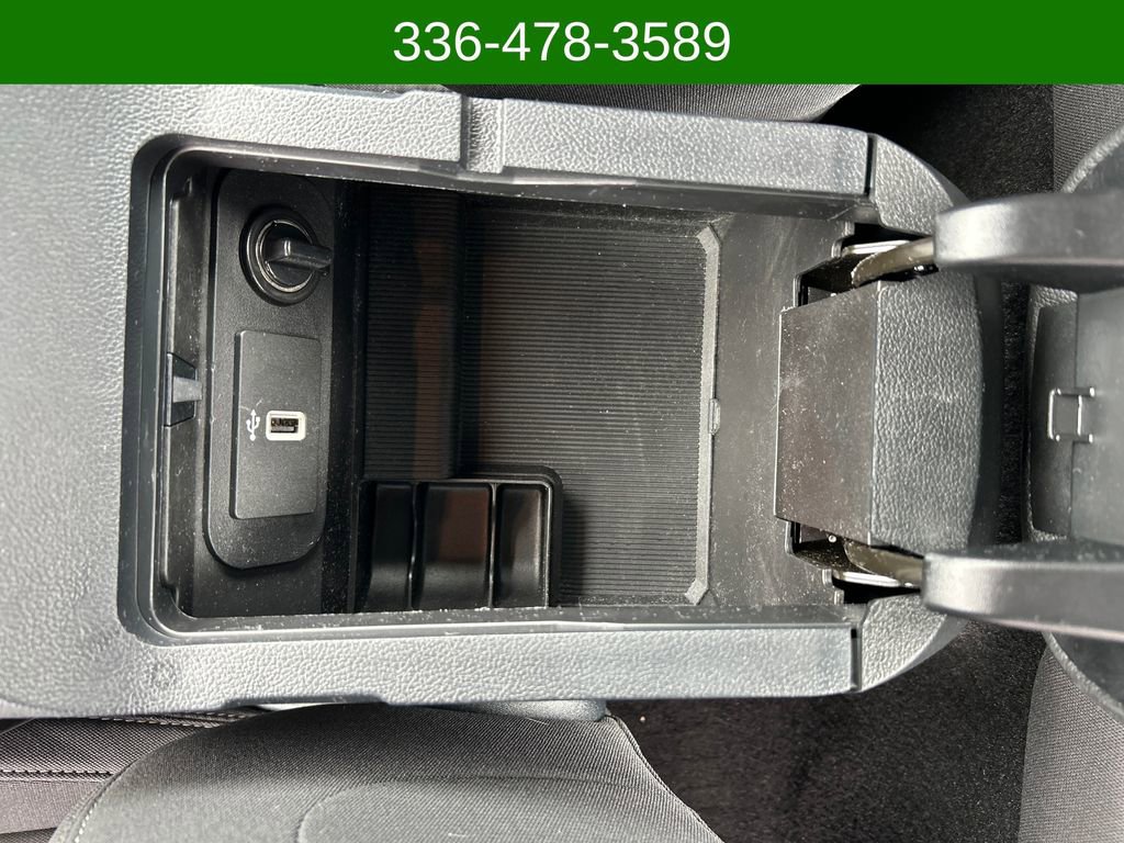 Used 2021 Ford Mustang EcoBoost image 21