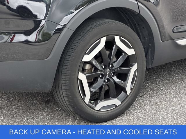 Used 2024 Kia Telluride EX w/ EX Captain's Chair Package FWD image 7