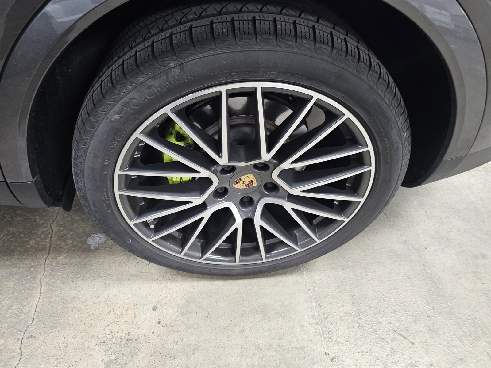 Used 2019 Porsche Cayenne E-Hybrid image 10