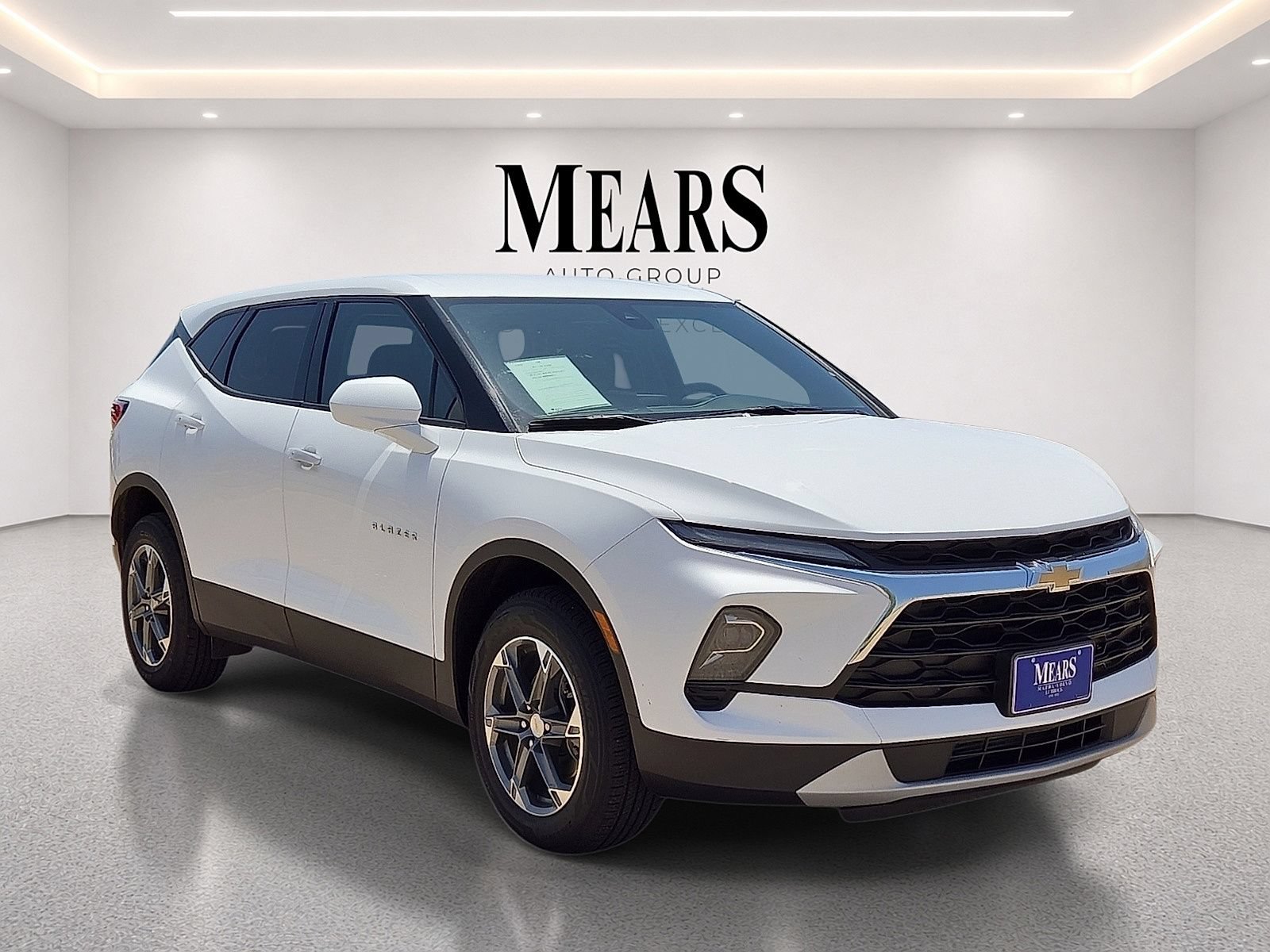 Used 2025 Chevrolet Blazer LT AWD/4WD image 7