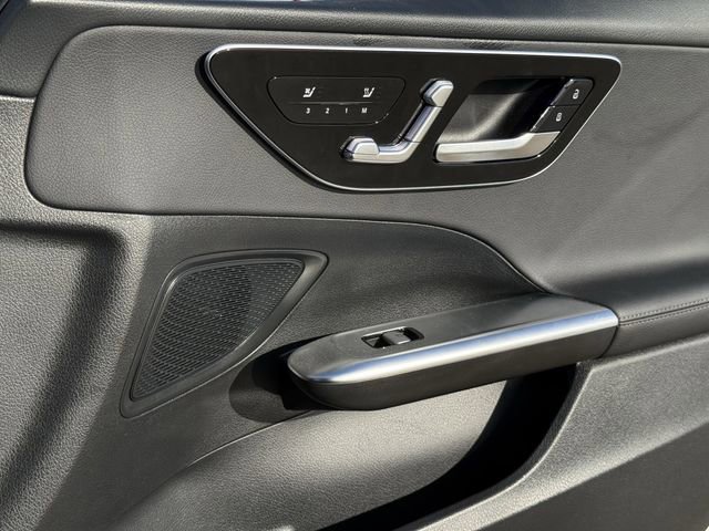 Used 2024 Mercedes-Benz C 300 Sedan image 27