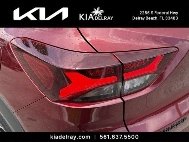 Used 2023 Chevrolet TrailBlazer RS w/ Sun and Liftgate Package FWD image 7