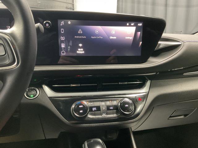 Used 2024 Buick Envista Sport Touring image 10