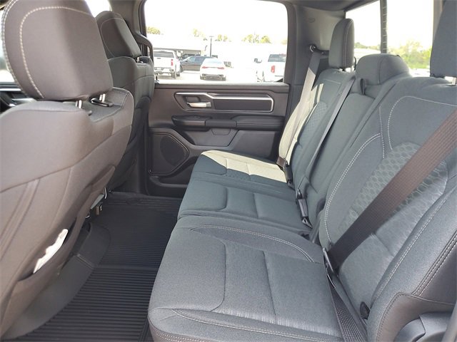 New 2026 RAM 1500 4x4 Crew Cab image 12