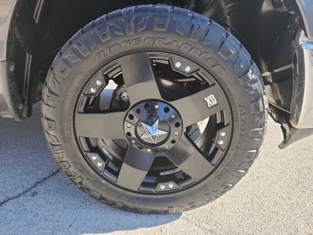 Used 2014 RAM 1500 Classic SLT image 12