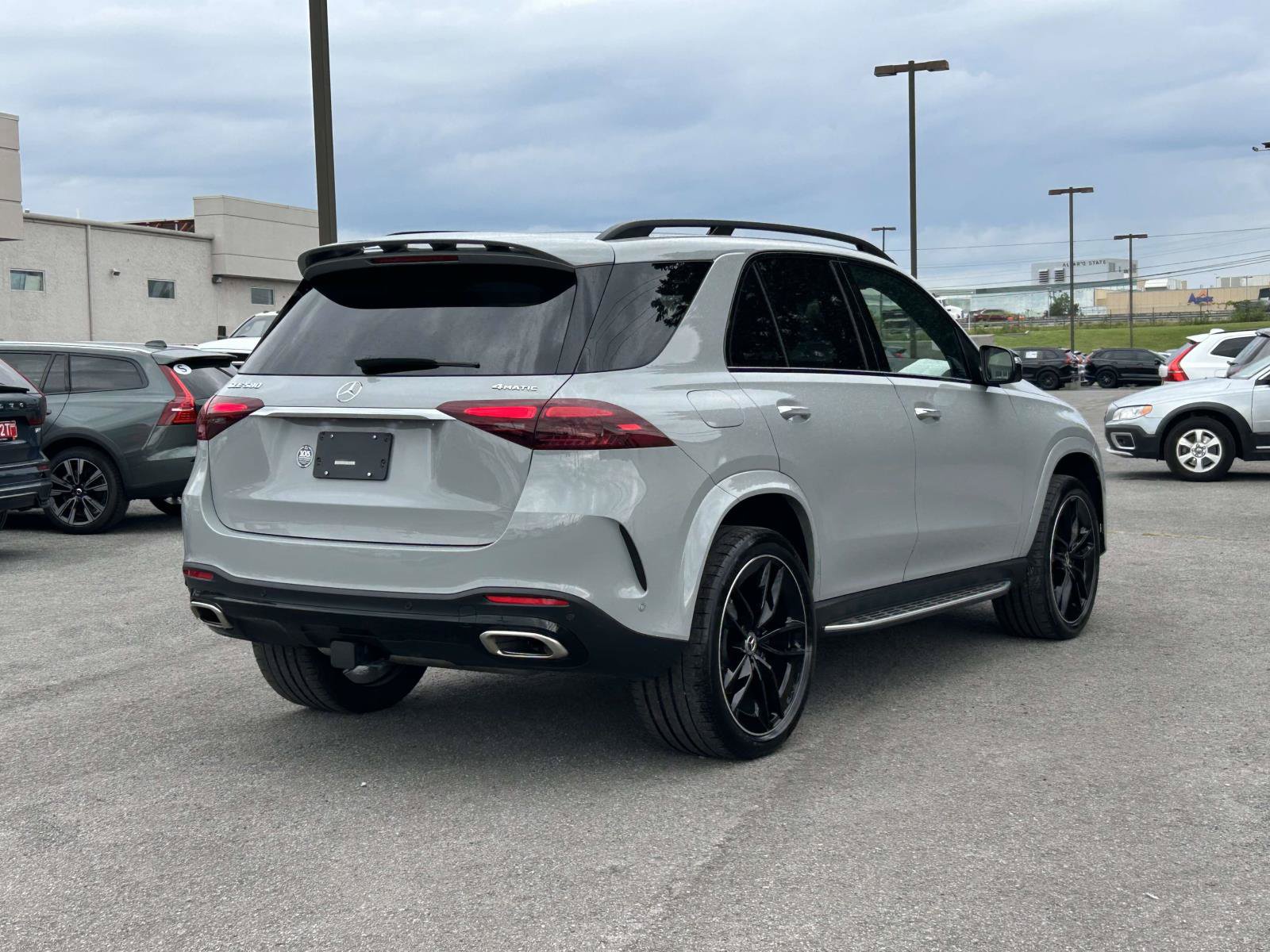 Used 2024 Mercedes-Benz GLE 580 4MATIC image 5